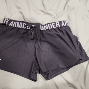 Under amor shorts